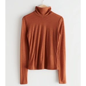 NWT & other stories fitted light wool turtleneck
